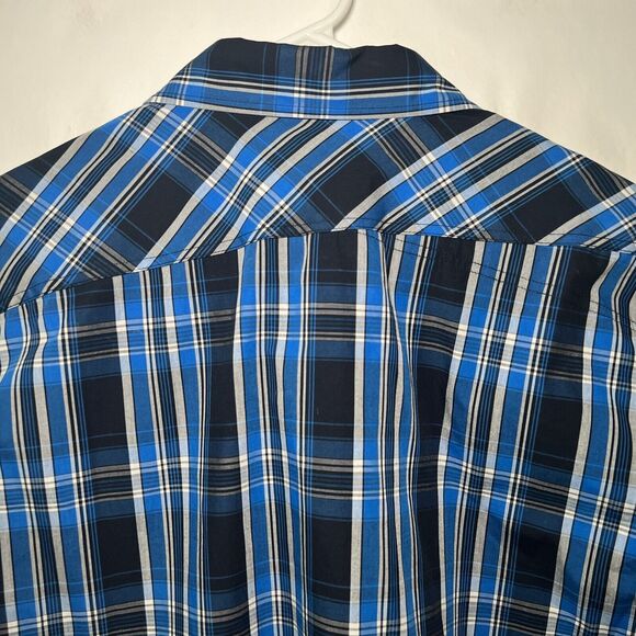 Oakley Short Sleeve Button Down Shirt Mens Size Large Blue Plaid Casual Camp EUC - Picture 9 of 10